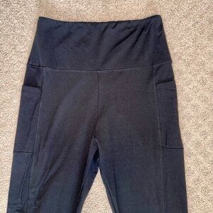 Black High-Waisted Women’s Leggings with Pockets Size Small / Medium